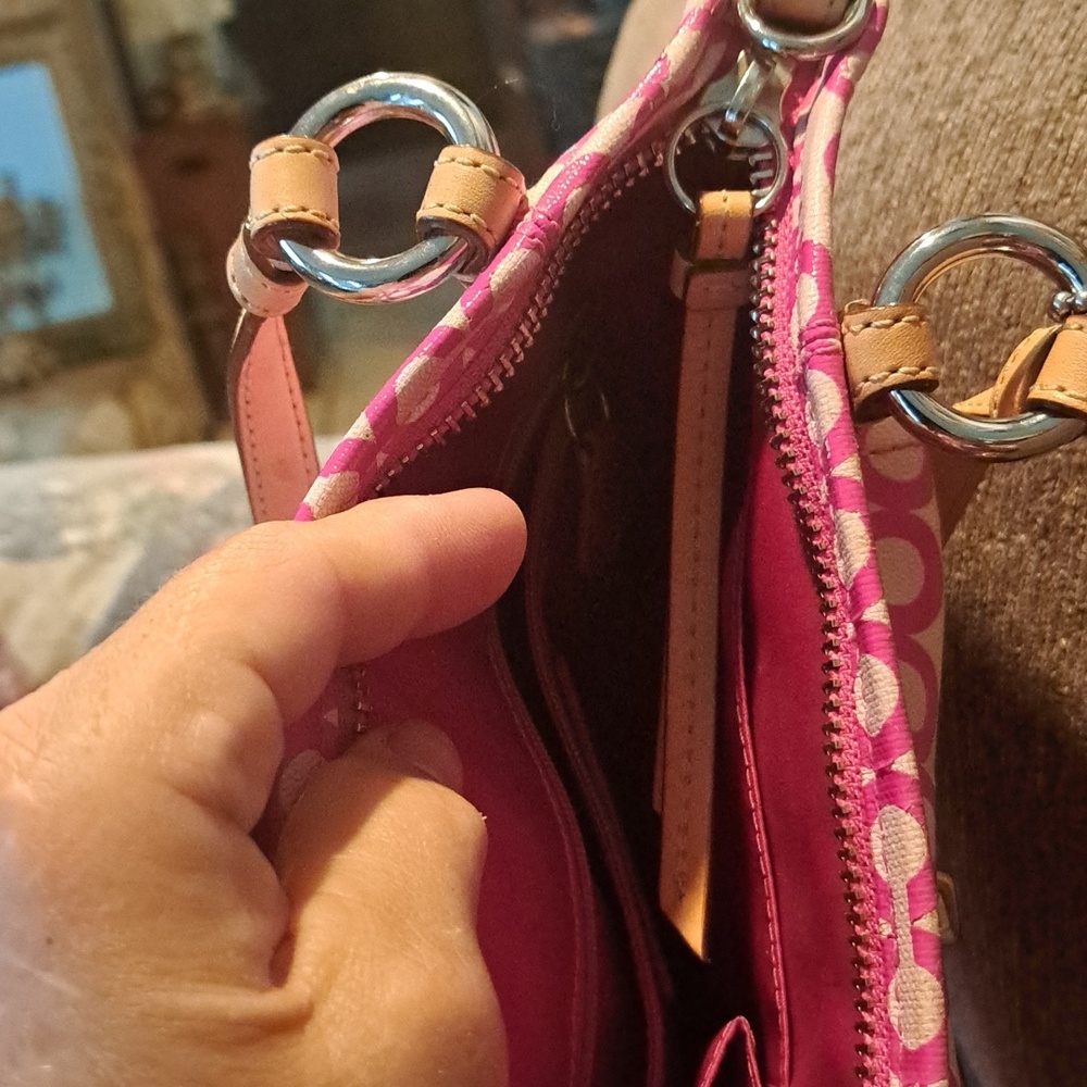 ADORABLE COACH BAG - Picture 6 of 7